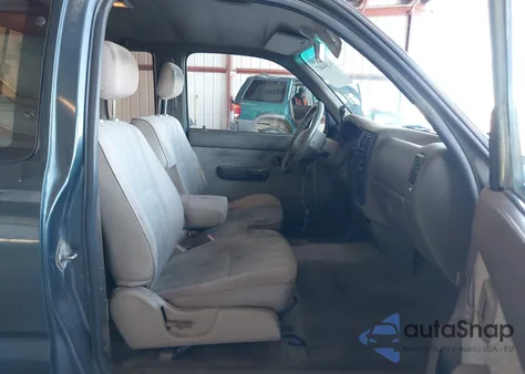 1996 Toyota Tacoma Xtracab из США, поврежденный, VIN 4TAVL52N2TZ190317